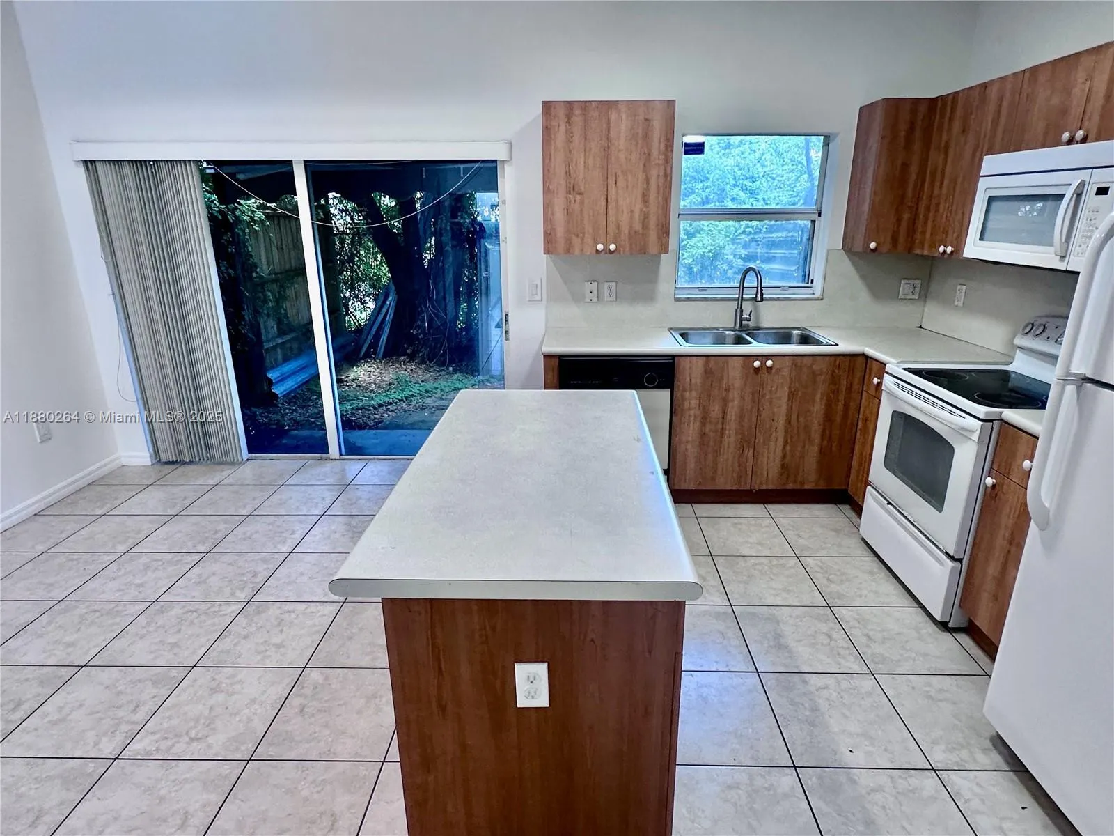 1631 SE 30th St, #1631