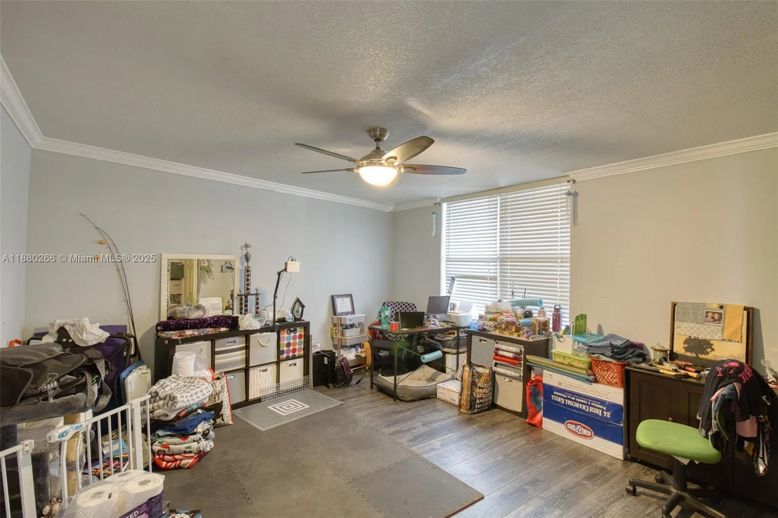115 Lake Emerald Dr, #306