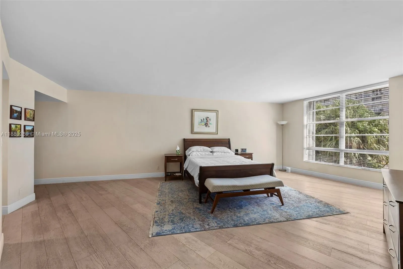 5660 Collins Ave, #2B