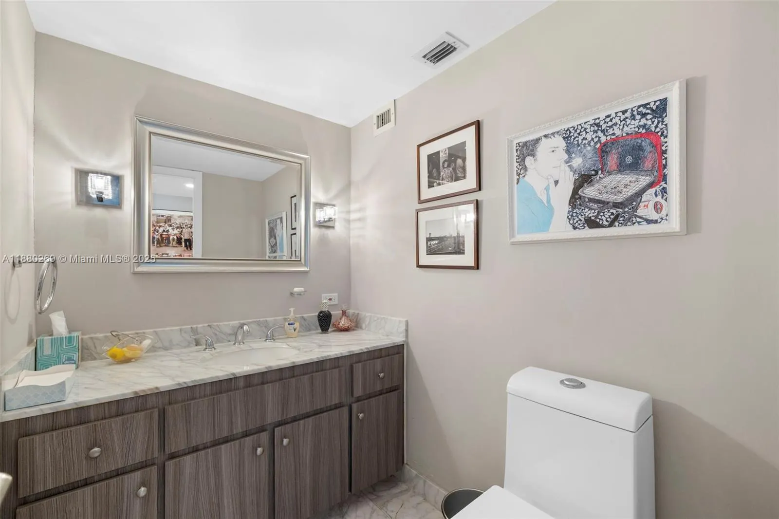 5660 Collins Ave, #2B
