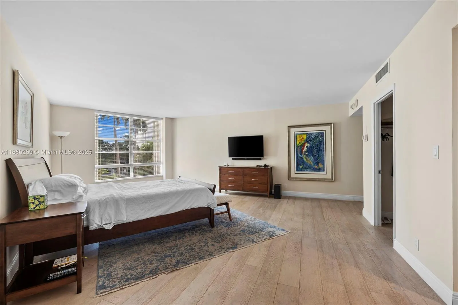5660 Collins Ave, #2B