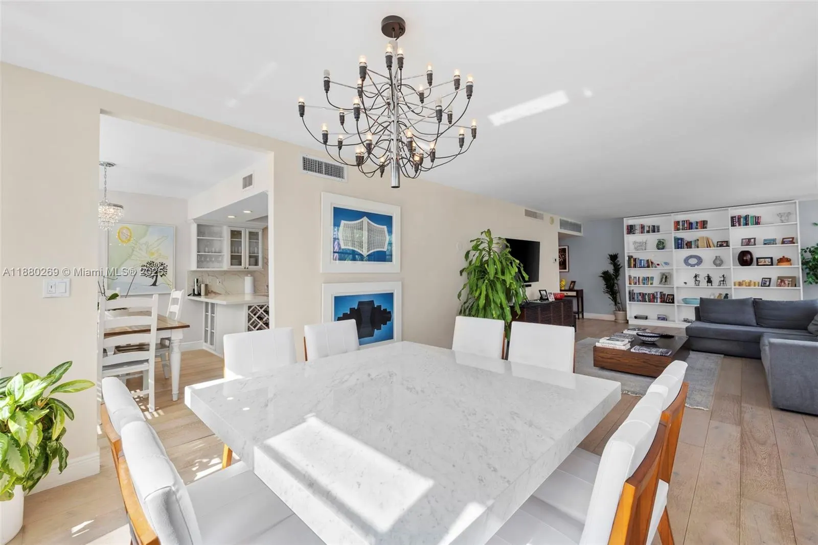 5660 Collins Ave, #2B