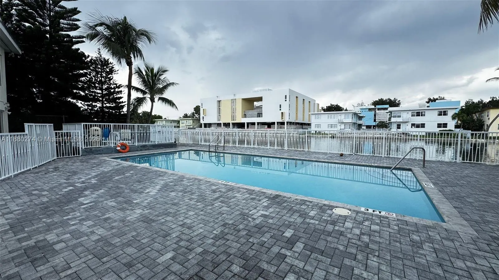 1225 Marseille Dr, #26