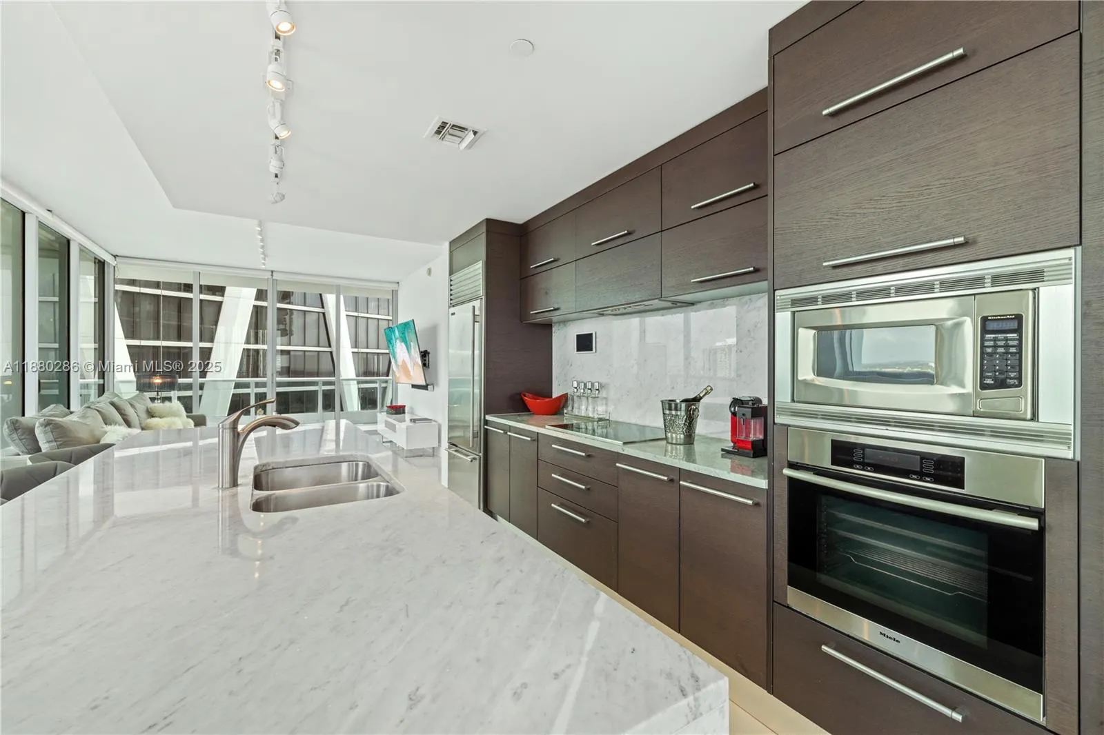 900 Biscayne Blvd, #3112