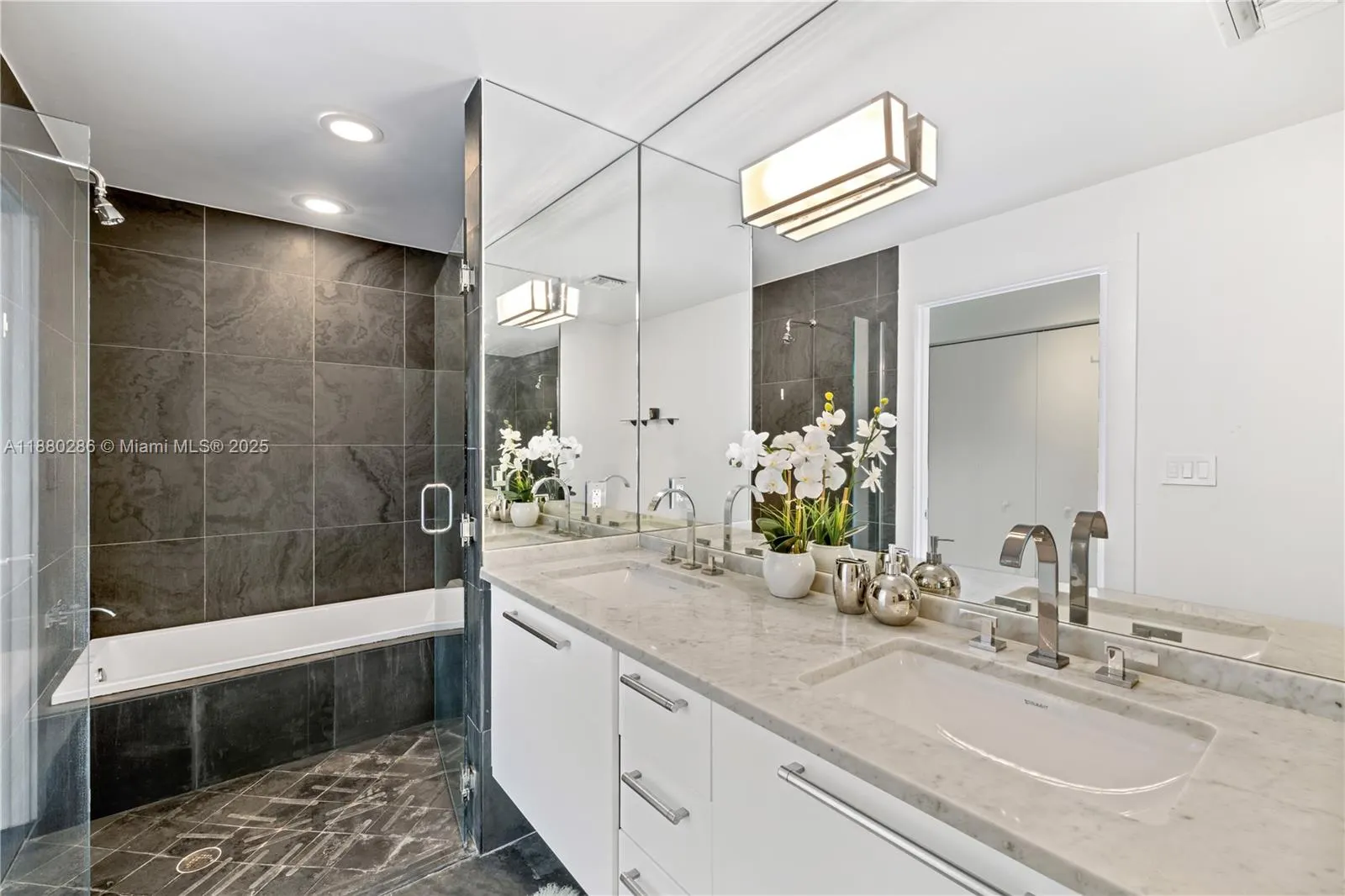 900 Biscayne Blvd, #3112