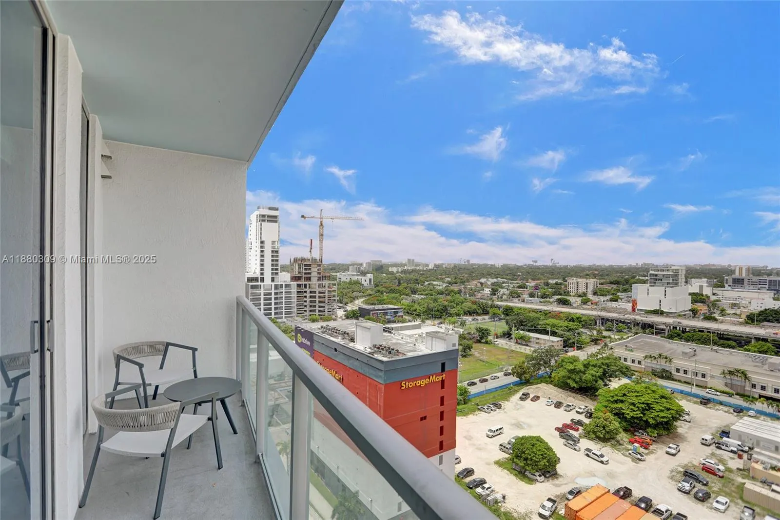 185 SW 7th St, #1600
