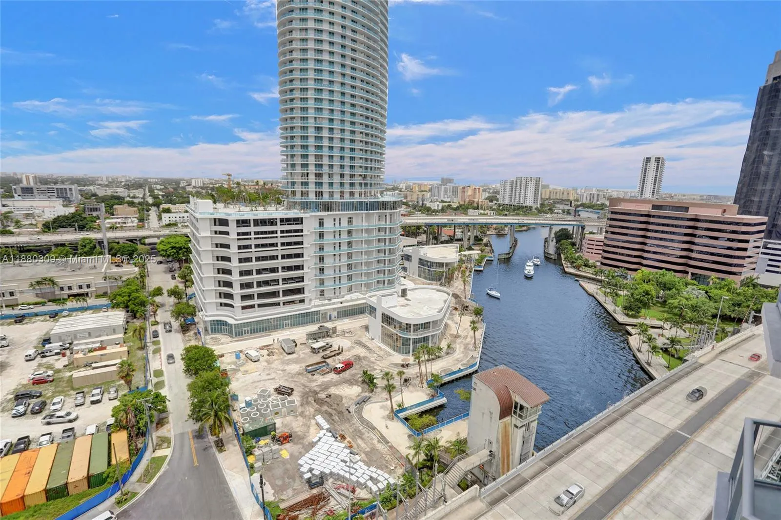 185 SW 7th St, #1600