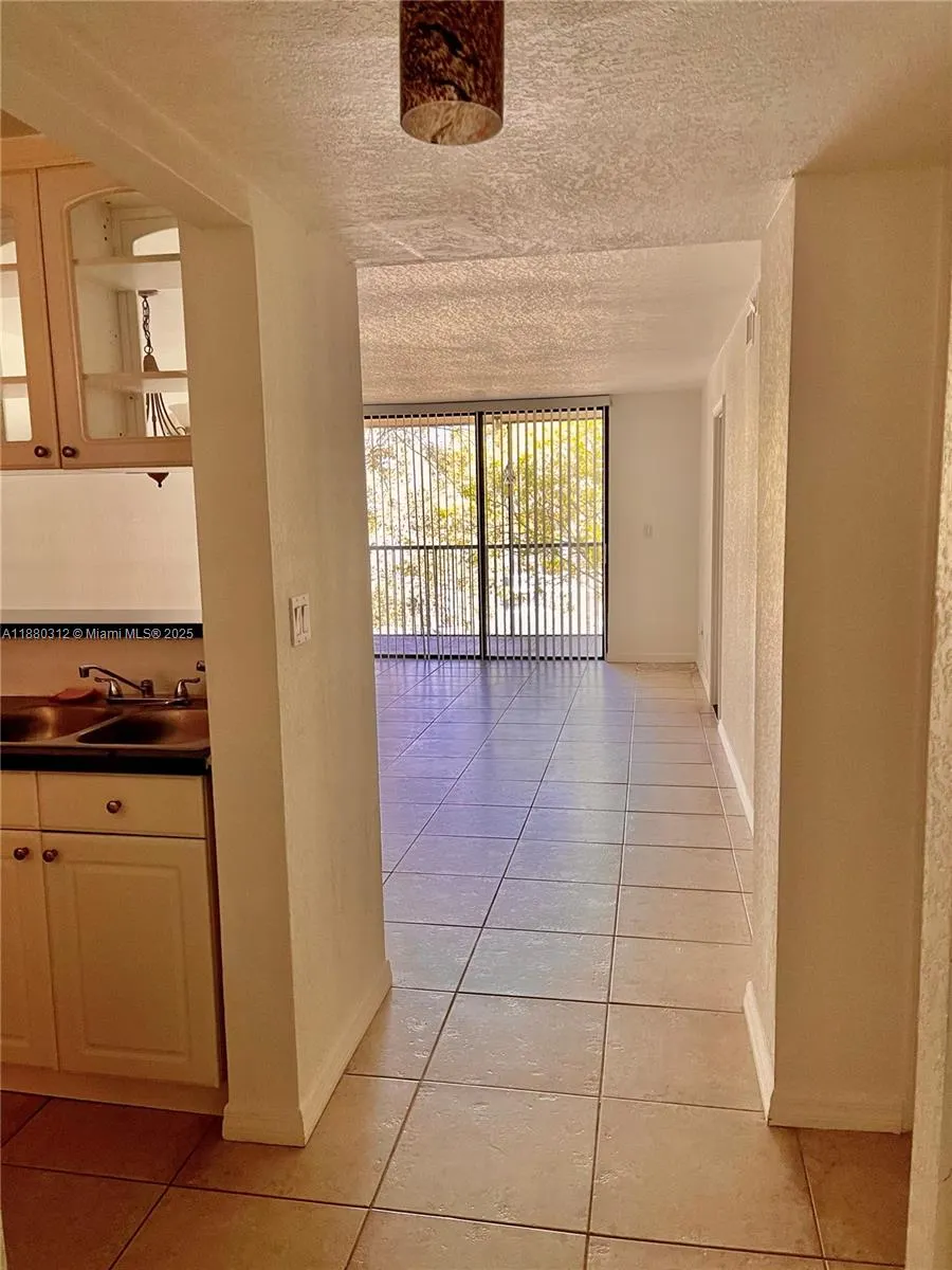 6800 Cypress Rd, #408