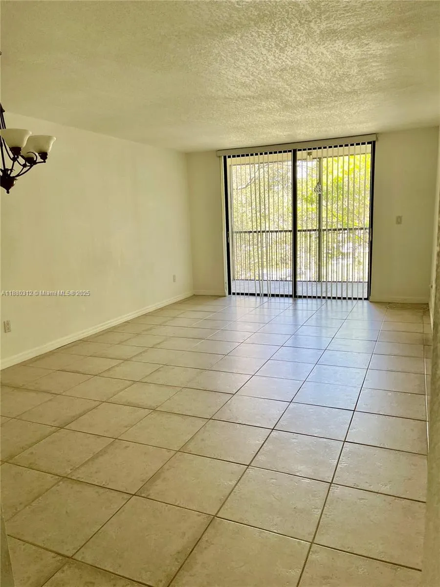 6800 Cypress Rd, #408