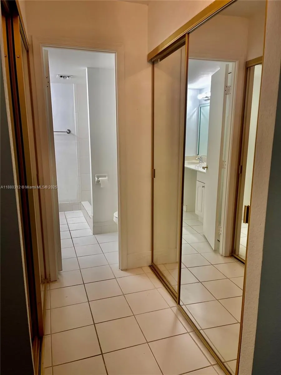 6800 Cypress Rd, #408