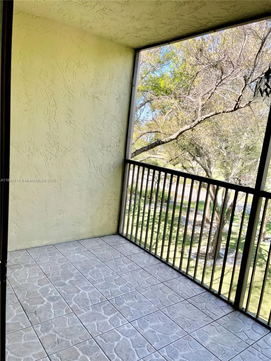 6800 Cypress Rd, #408