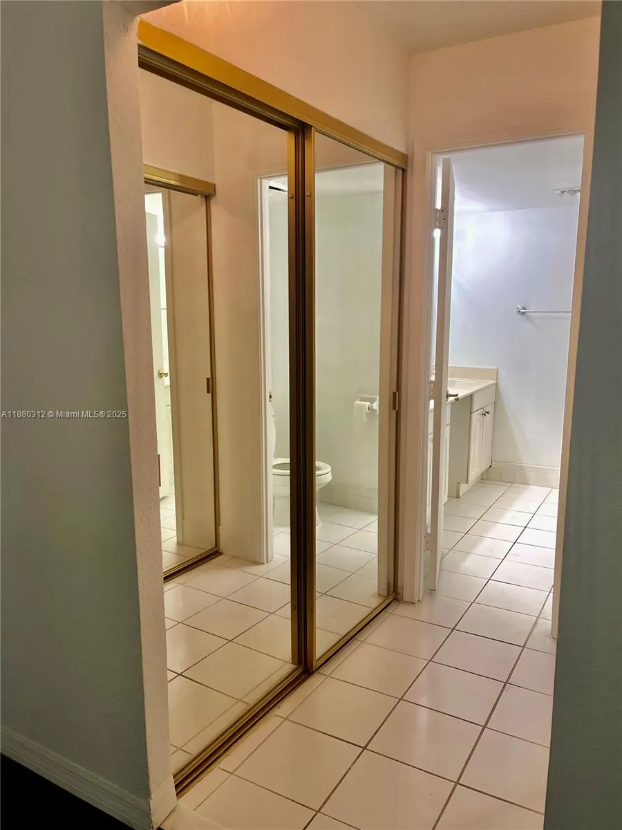 6800 Cypress Rd, #408