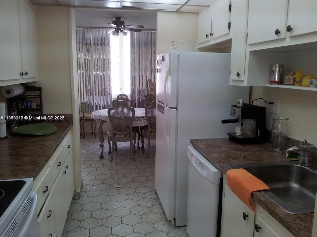 250 174th St, #706
