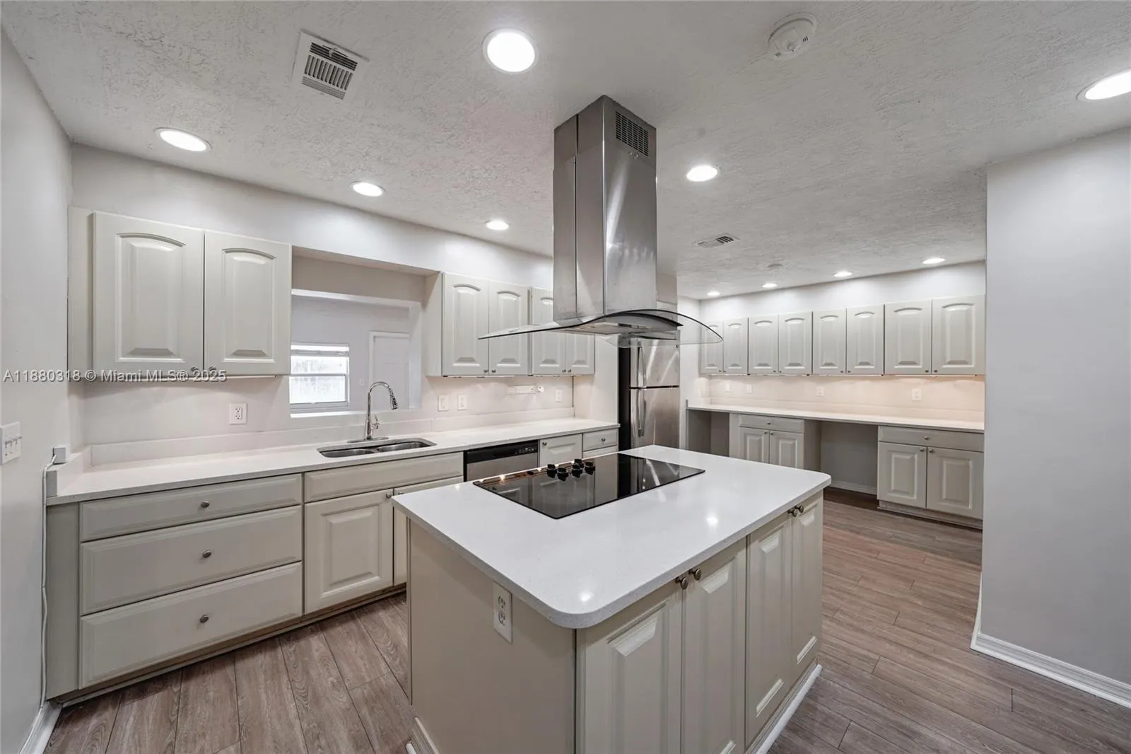 1000 NW 17th Ave