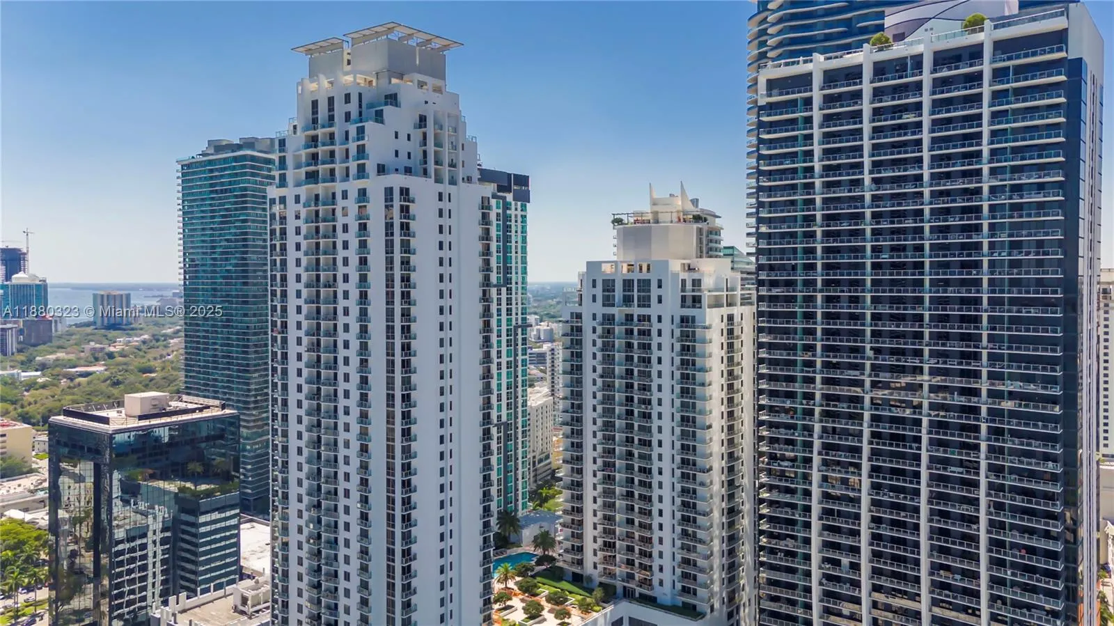 1050 Brickell Ave, #1808