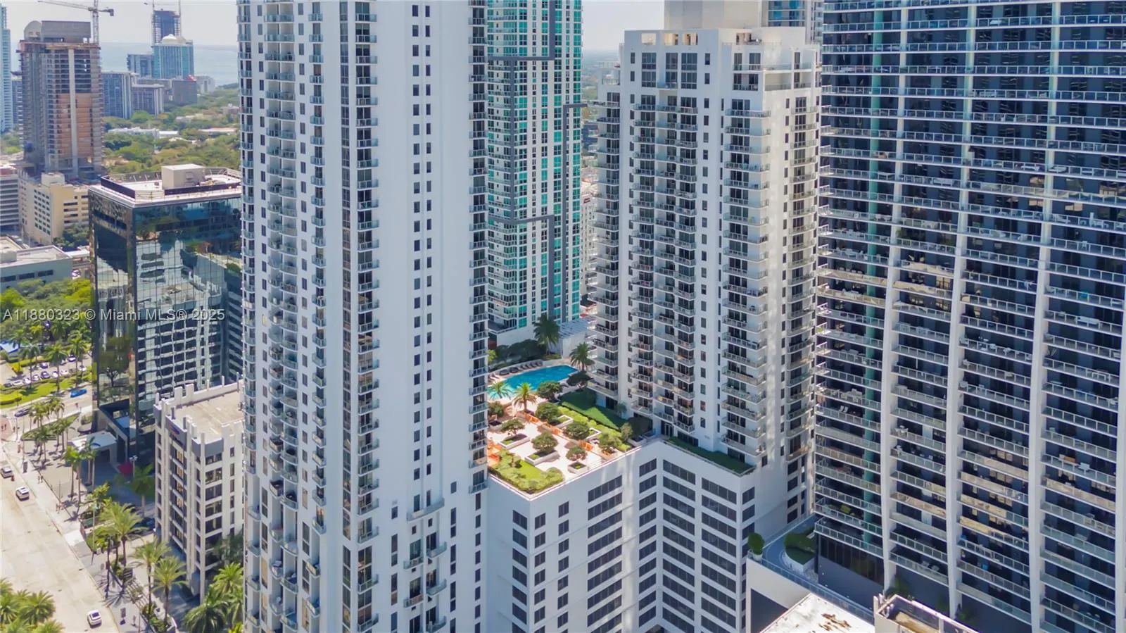 1050 Brickell Ave, #1808