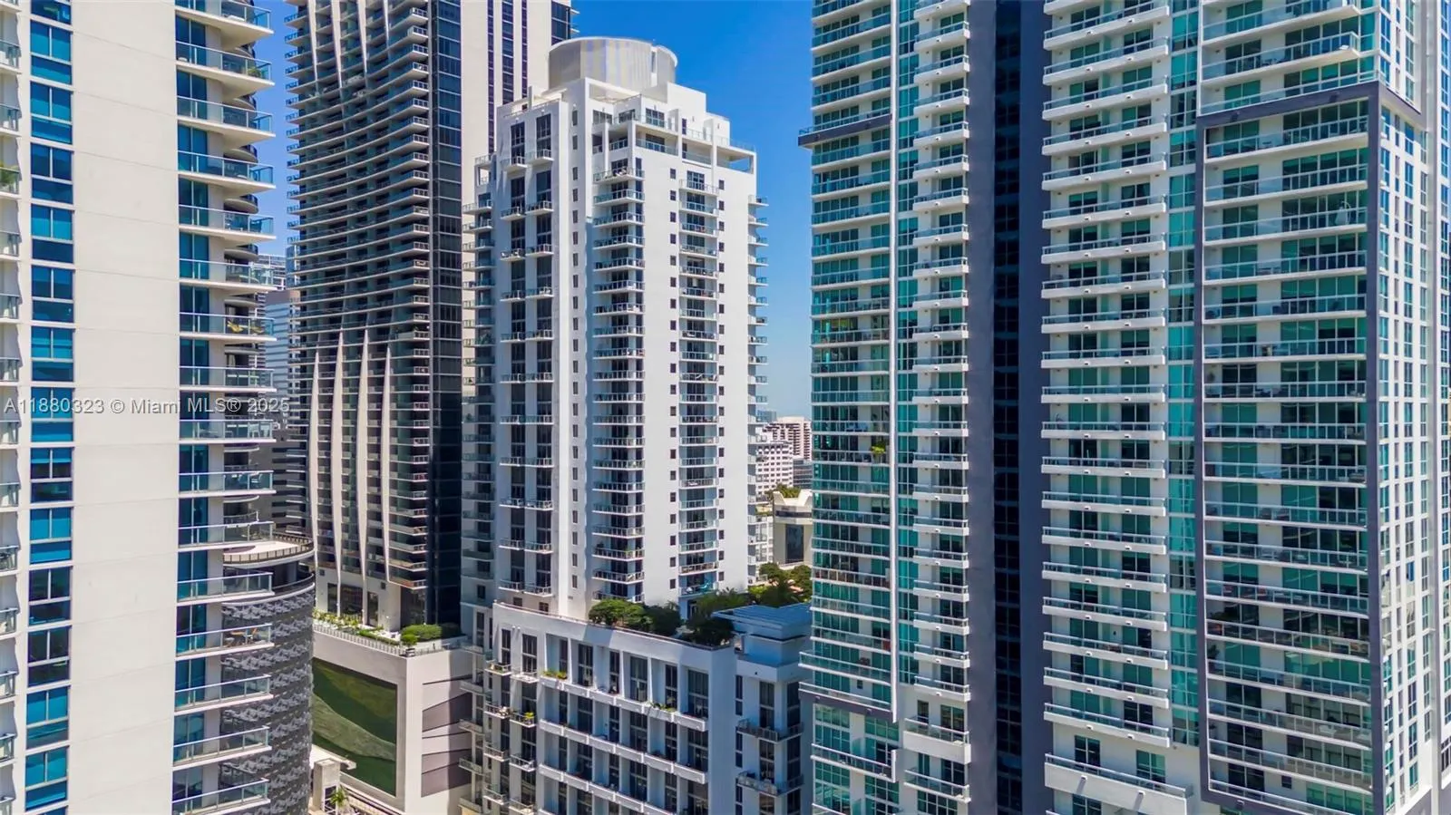1050 Brickell Ave, #1808