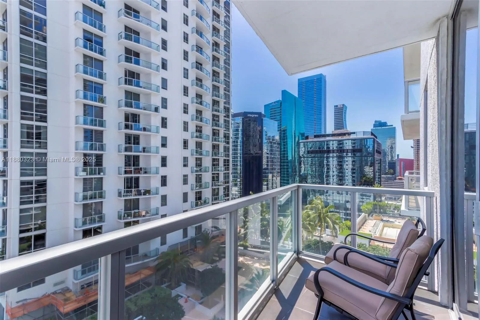1050 Brickell Ave, #1808