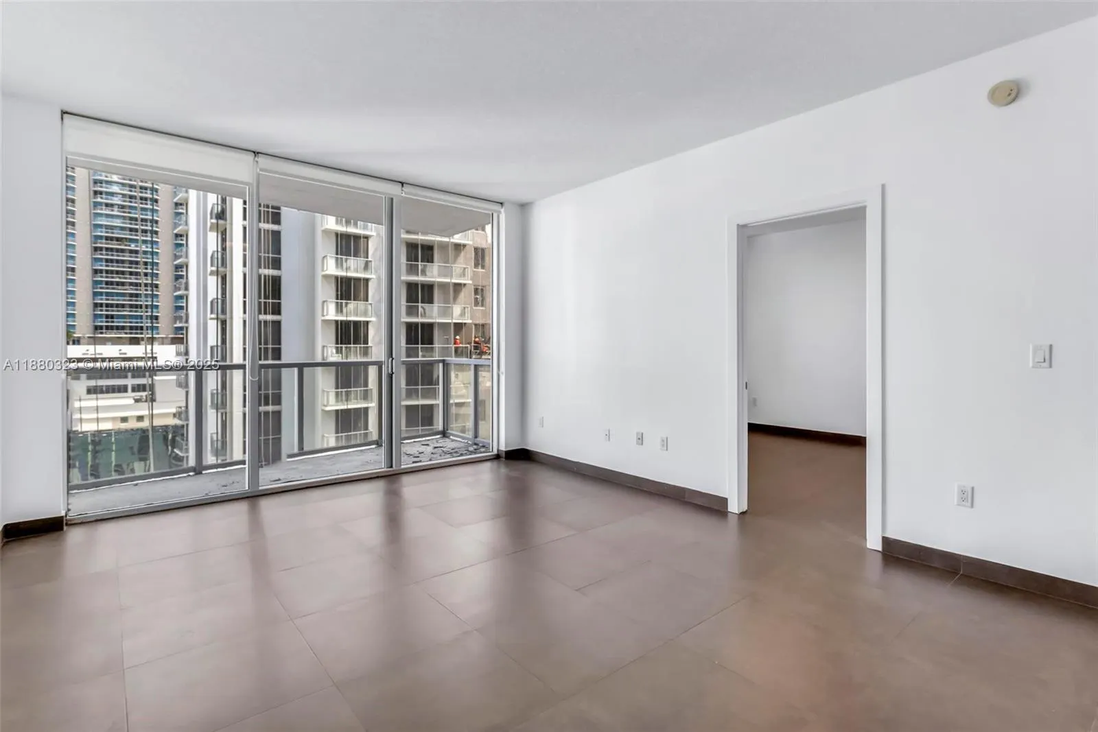 1050 Brickell Ave, #1808