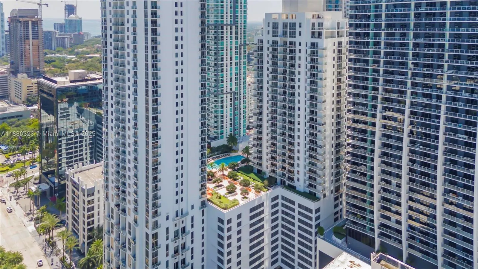 1050 Brickell Ave, #1808