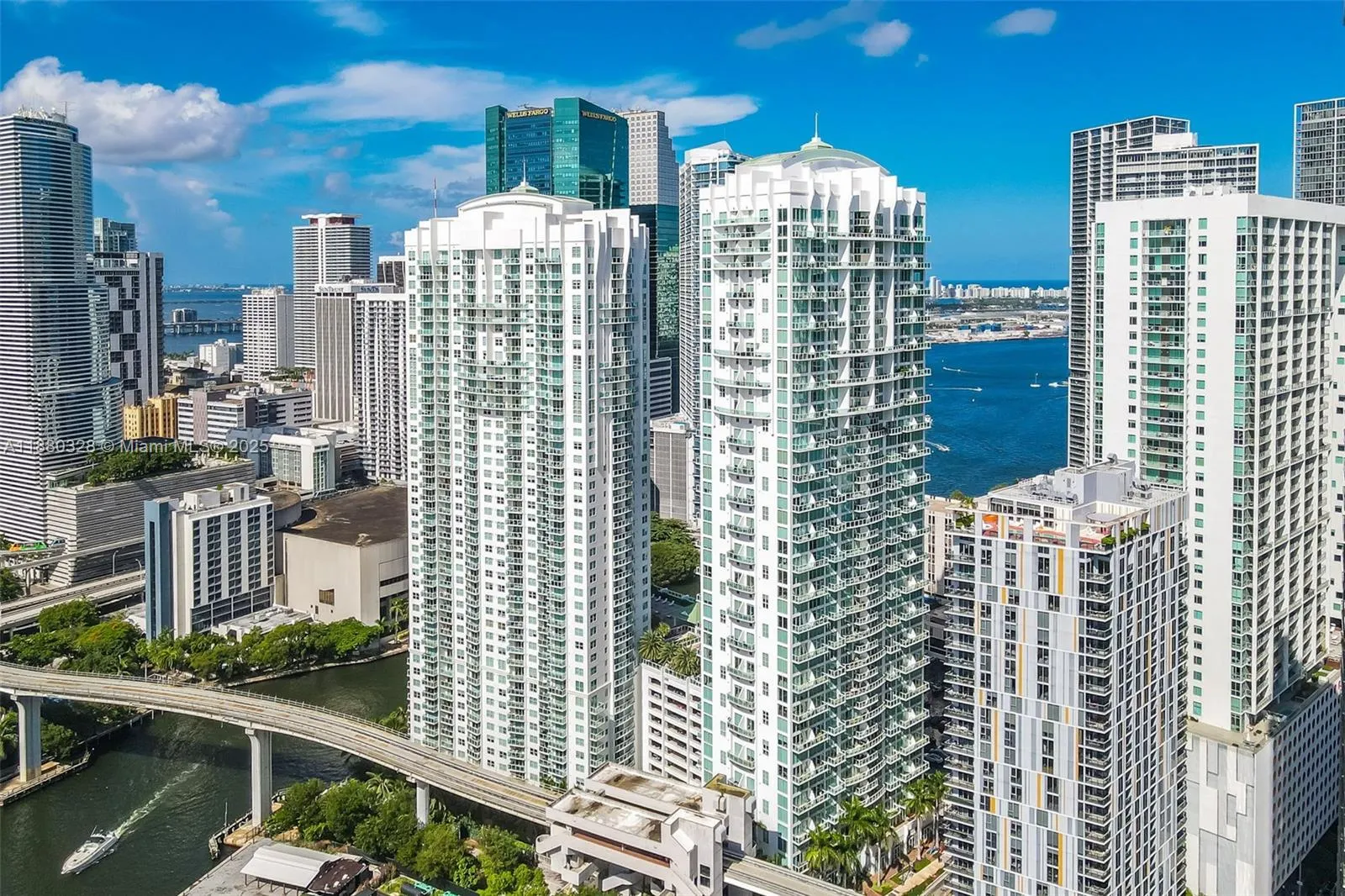 41 SE 5th St, #1112