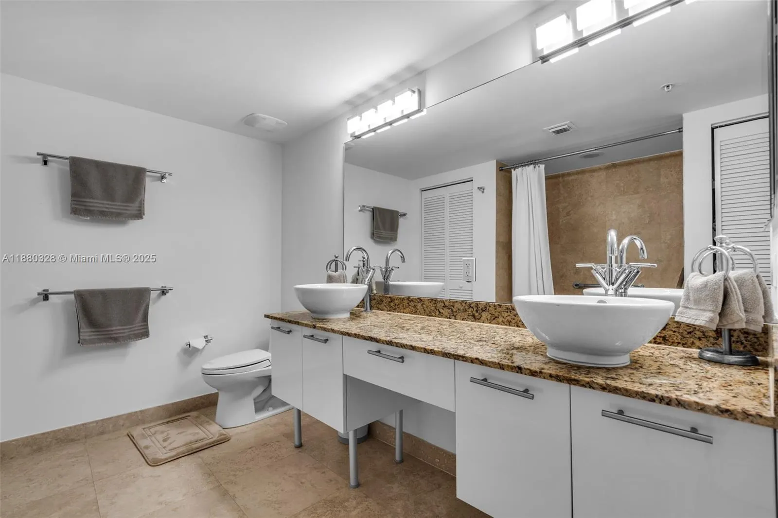 41 SE 5th St, #1112