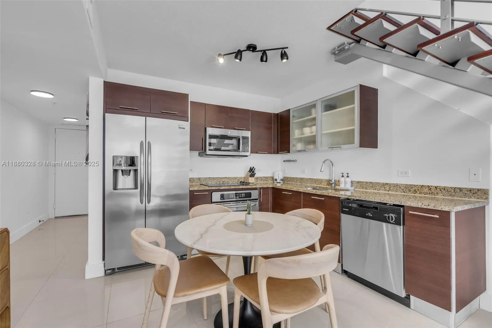 41 SE 5th St, #1112