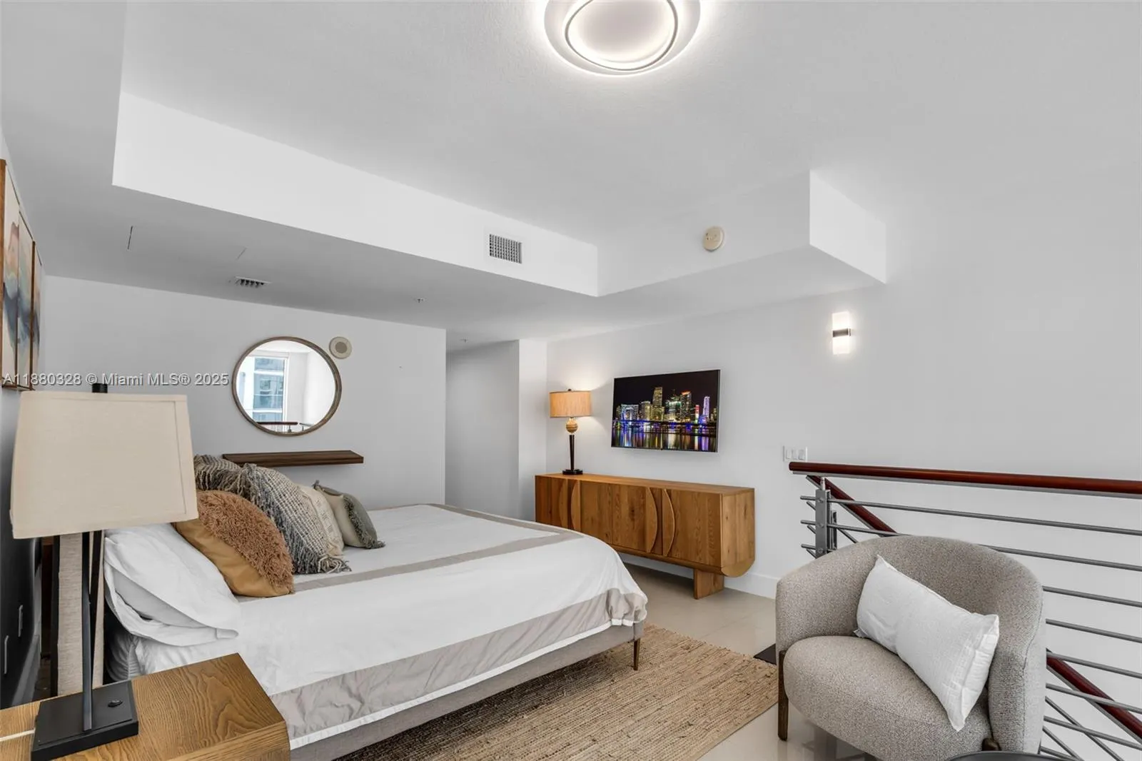 41 SE 5th St, #1112