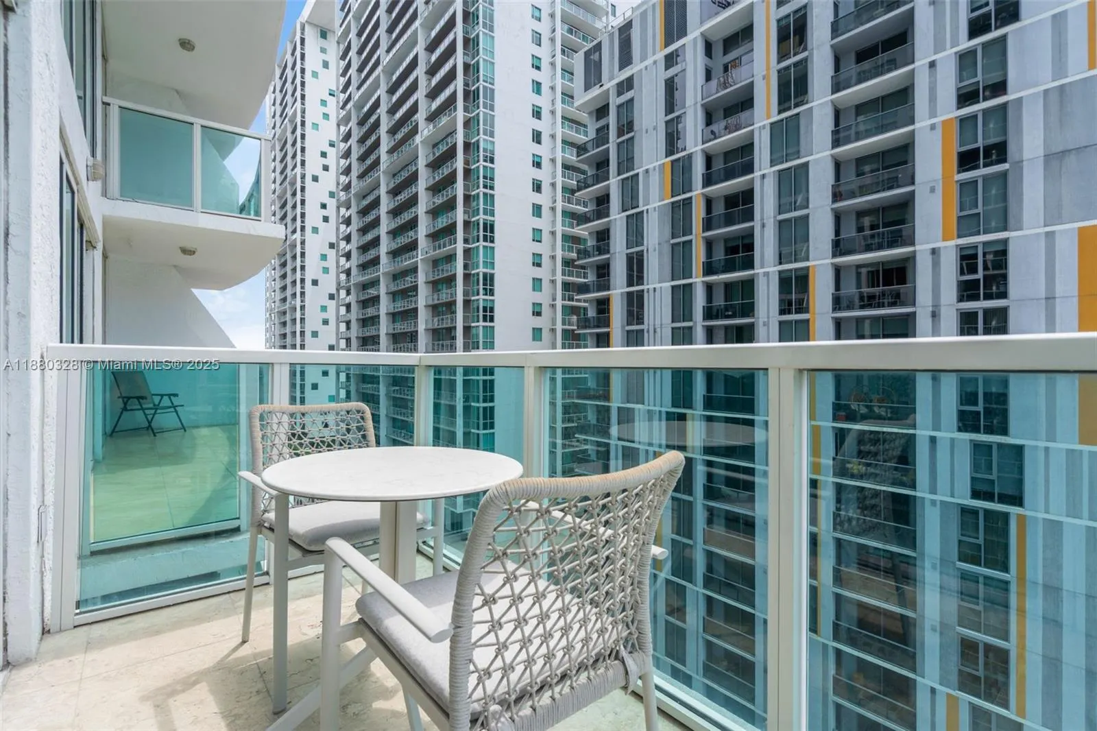 41 SE 5th St, #1112