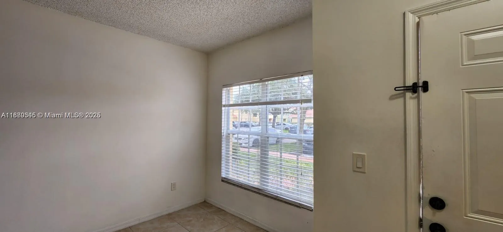 10342 S Fox Trail Rd S, #1401