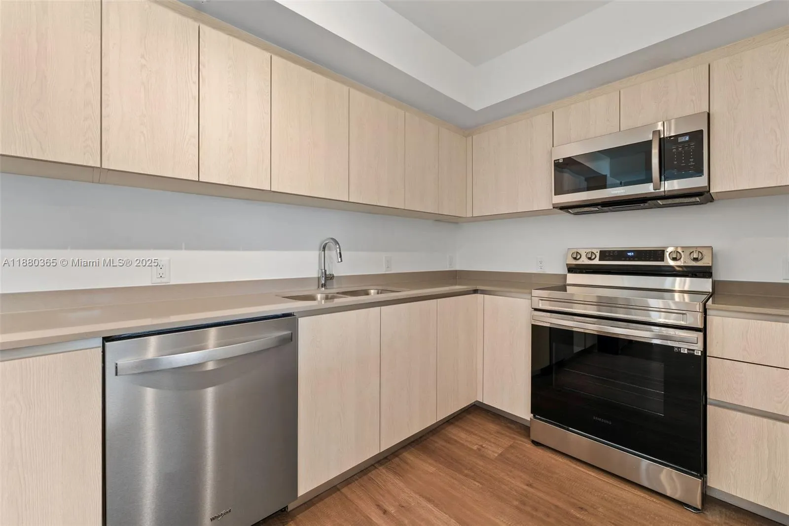 1500 Bay Rd, #M-0626