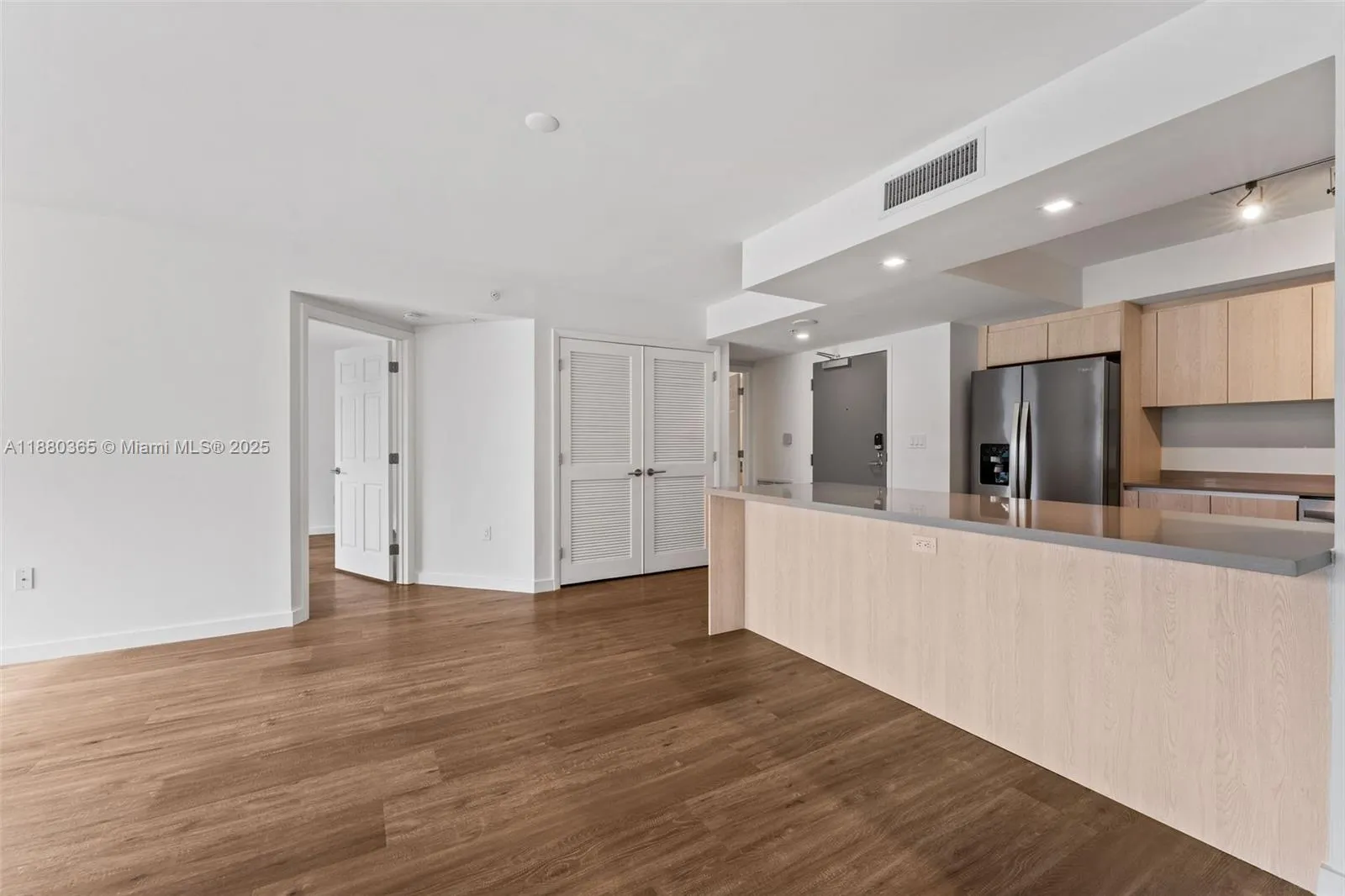 1500 Bay Rd, #M-0626