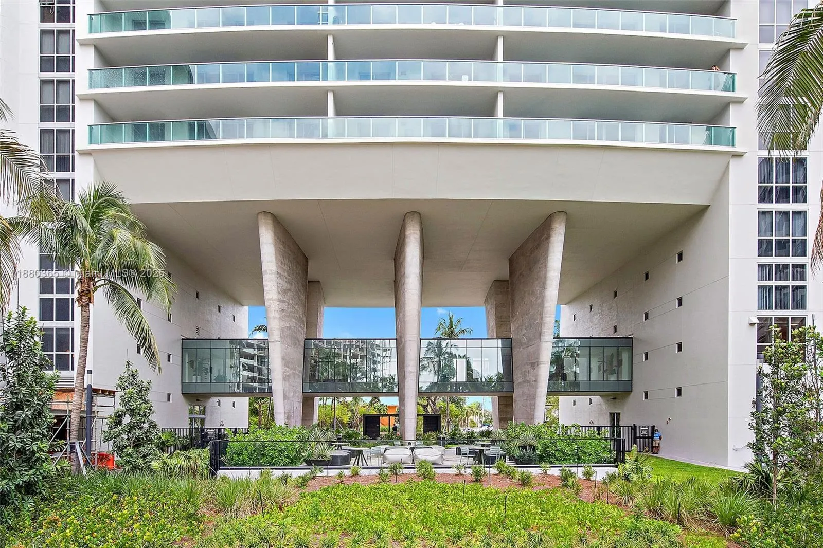 1500 Bay Rd, #M-0626