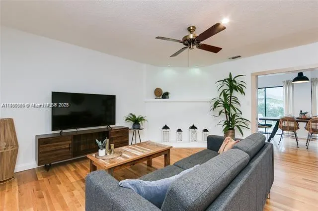 138-140 NE 13th Ave