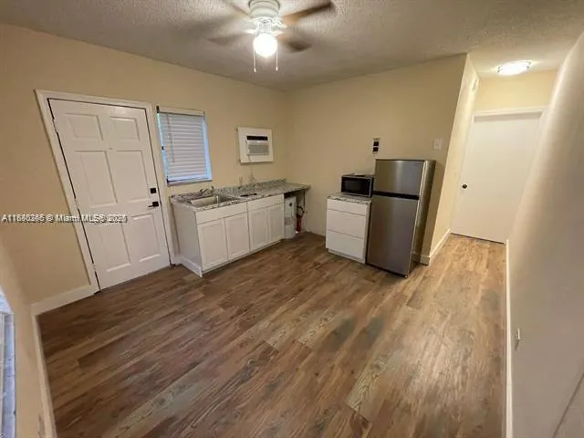 138-140 NE 13th Ave
