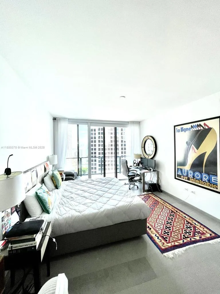 68 SE 6th St, #2303
