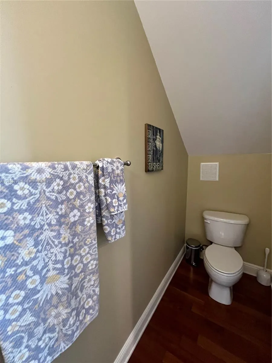 111 Anglers Way