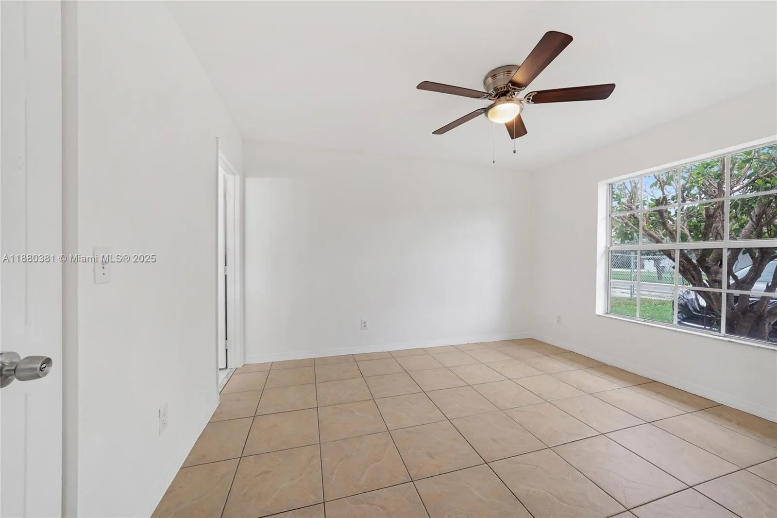1009 SW 12th Ave