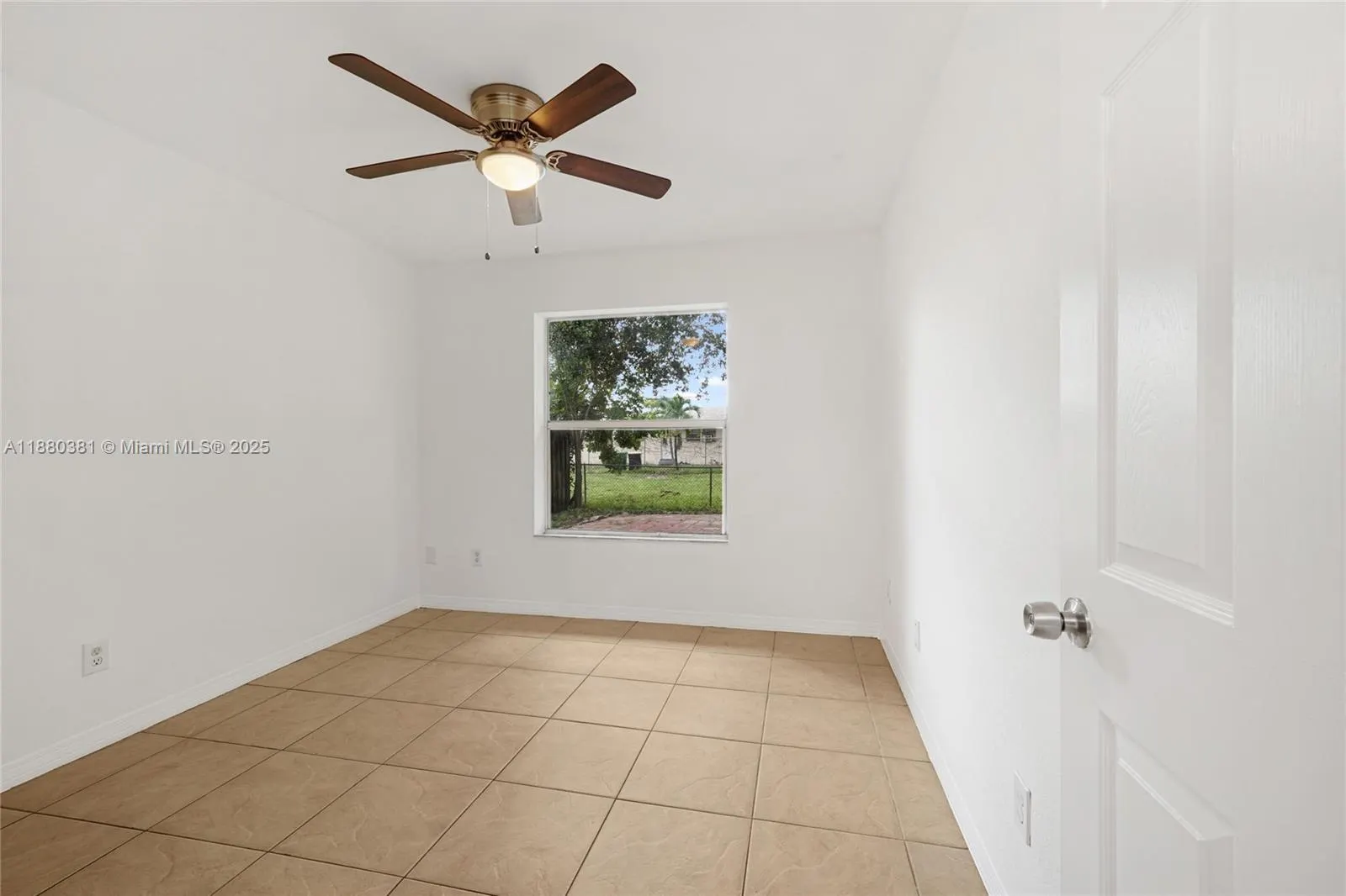 1009 SW 12th Ave