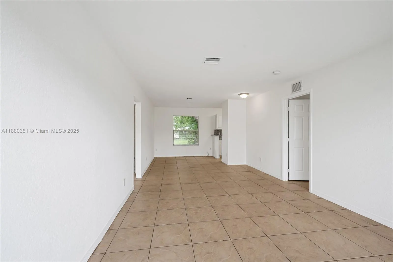 1009 SW 12th Ave