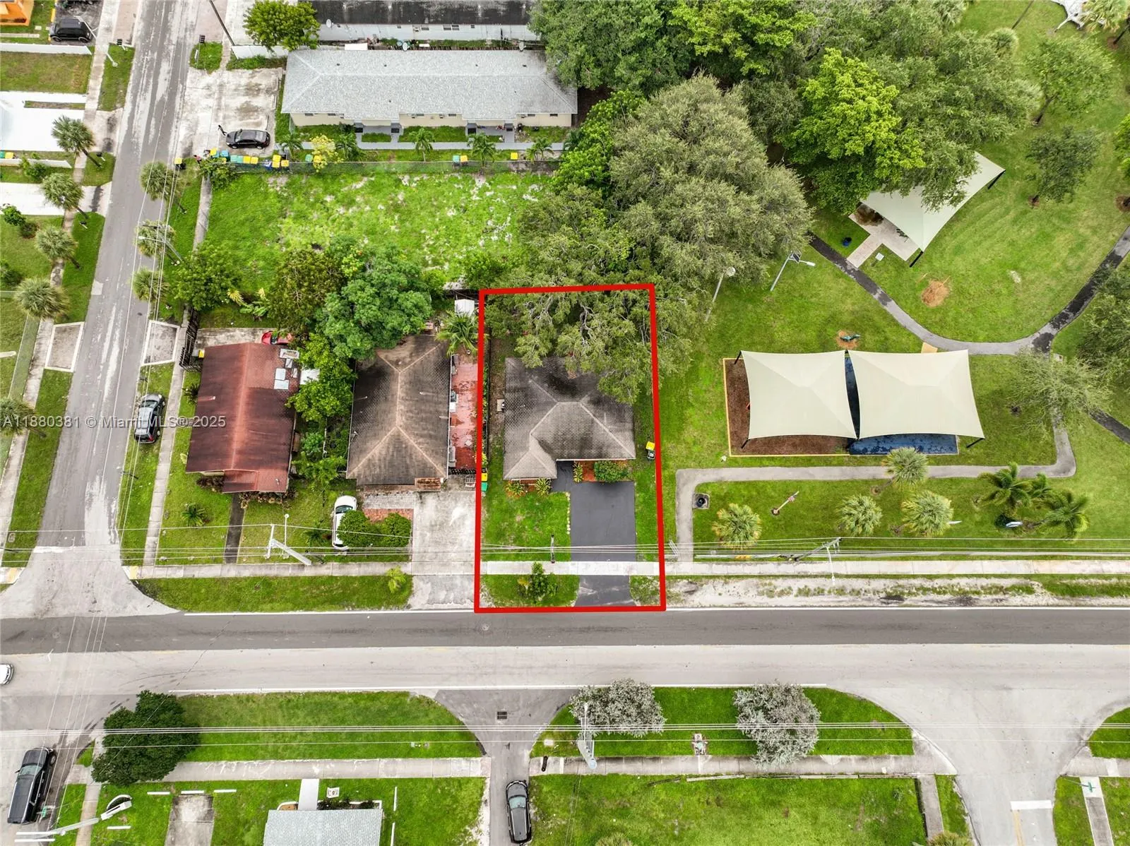 1009 SW 12th Ave