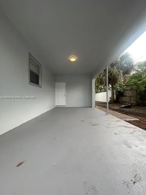 3420 NW 2nd St