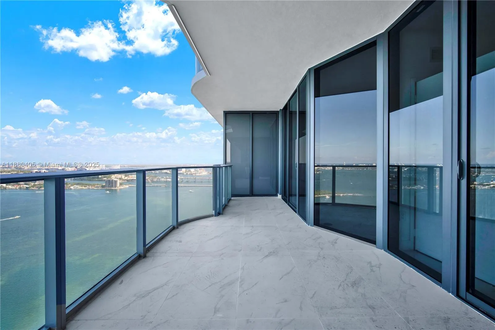 700 NE 24 Street, #3803