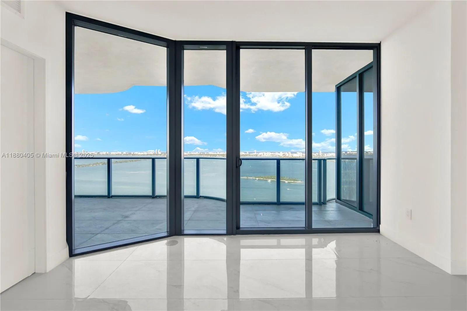700 NE 24 Street, #3803