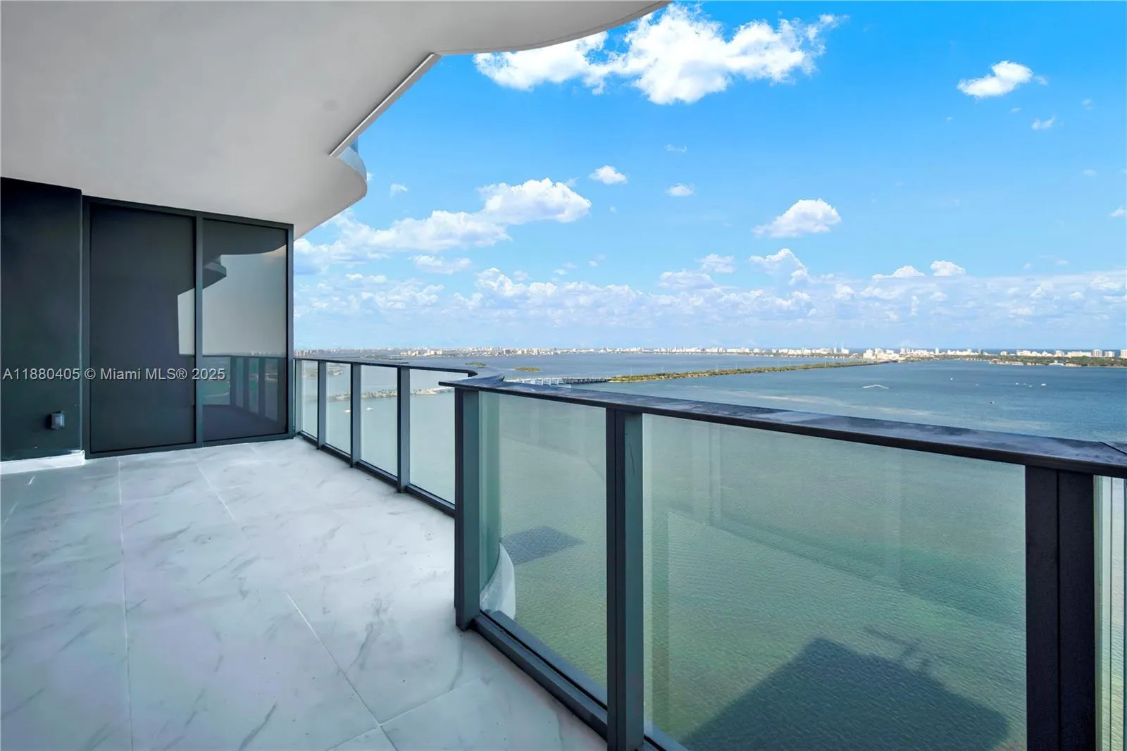 700 NE 24 Street, #3803