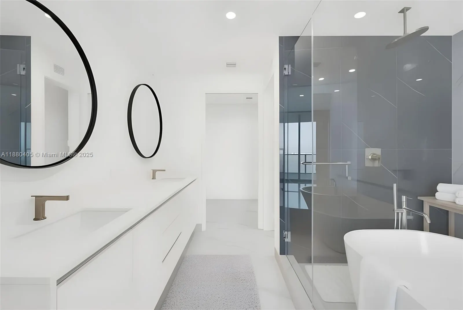 700 NE 24 Street, #3803