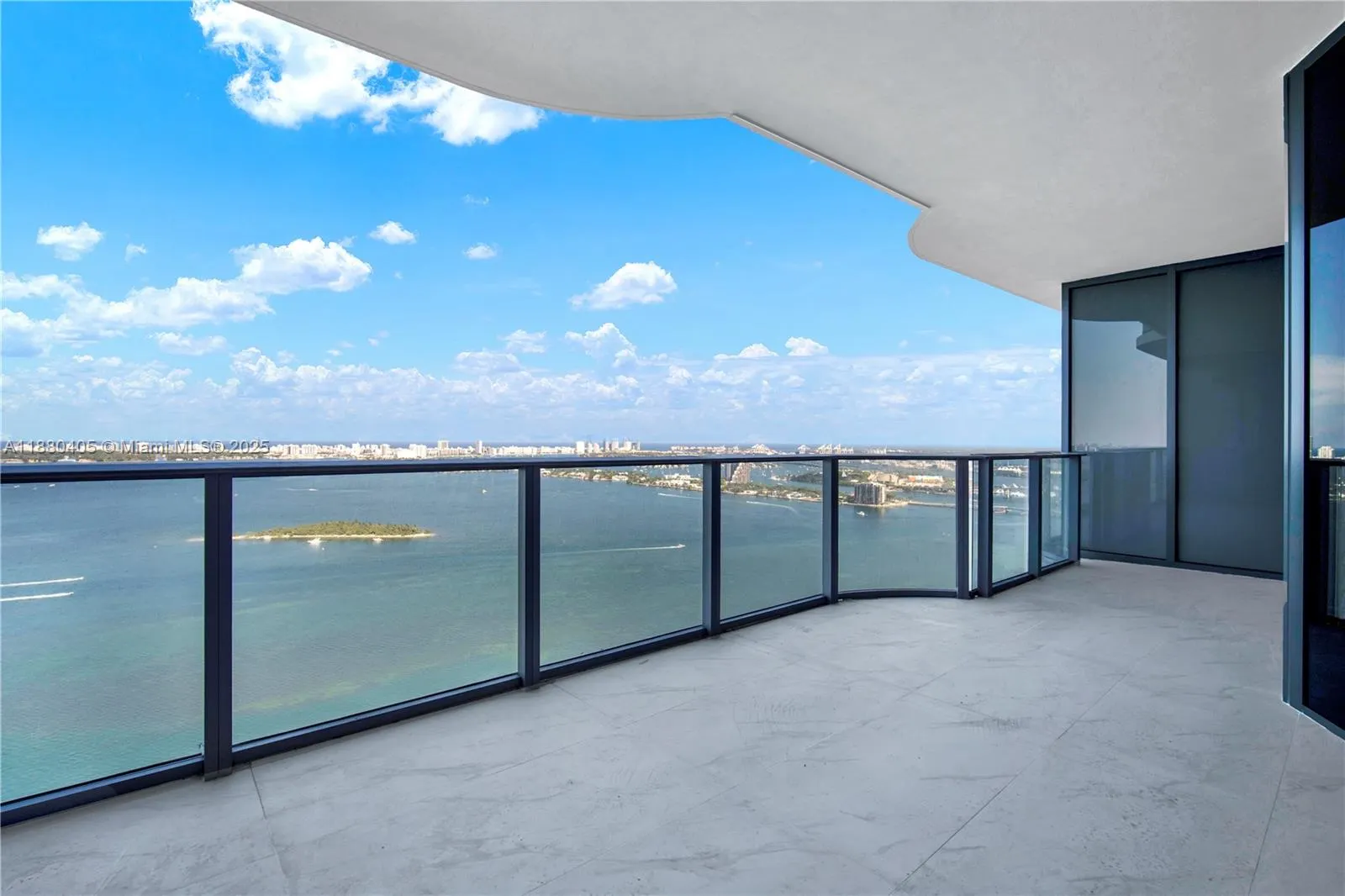 700 NE 24 Street, #3803