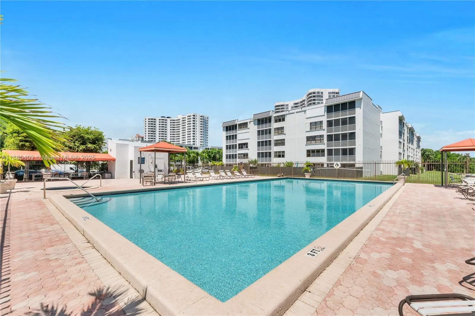 3440 NE 192nd St, #2D-A
