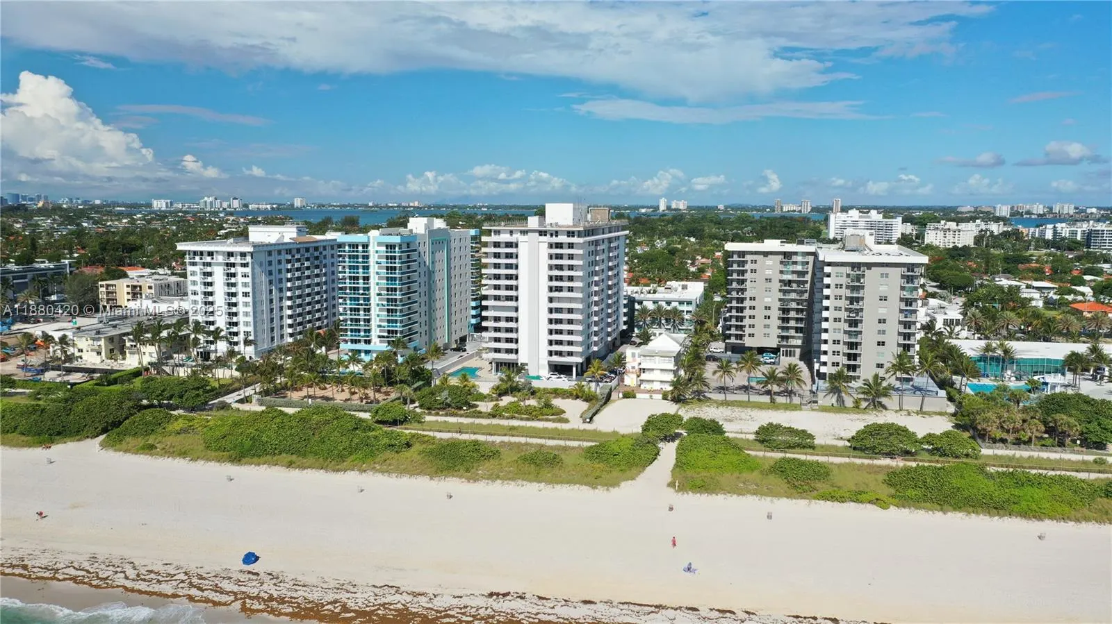 9225 Collins Ave, #1407