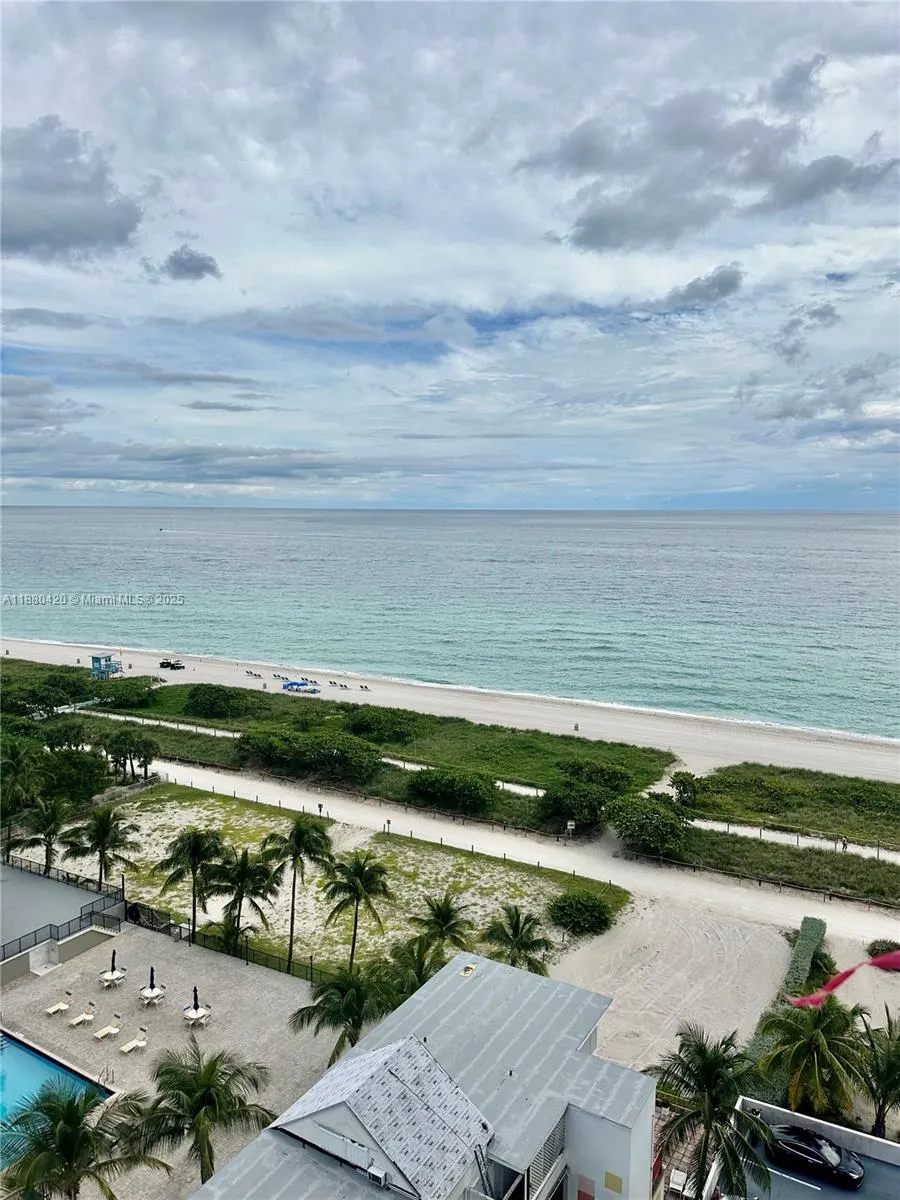 9225 Collins Ave, #1407